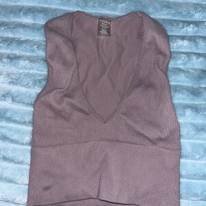 Dynamic Ribbed V-Neck Tank Top - Purple